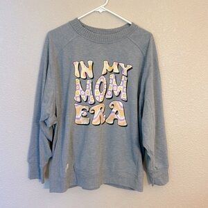 New without tags women’s sweatshirt size large.